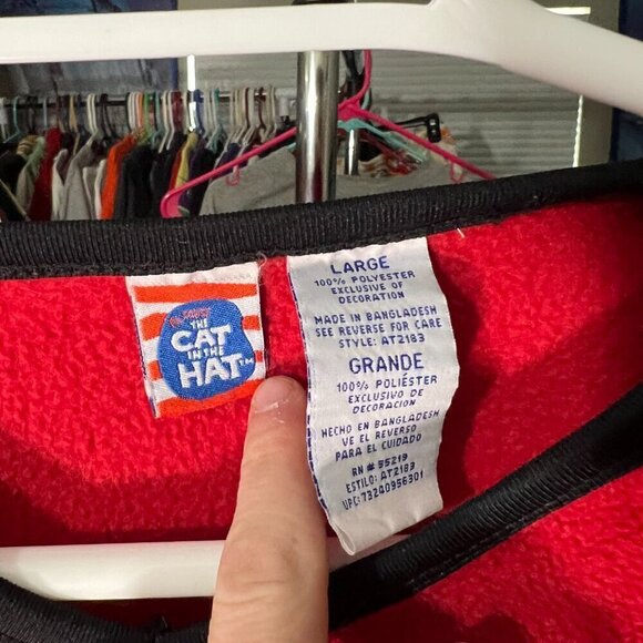 Cat and the Hat Fleece Pullover Sweater Embroidered Thing 1 and 2 Red Size Large - Picture 8 of 8